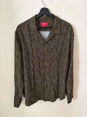 Supreme Vines Rayon SS19 size - L